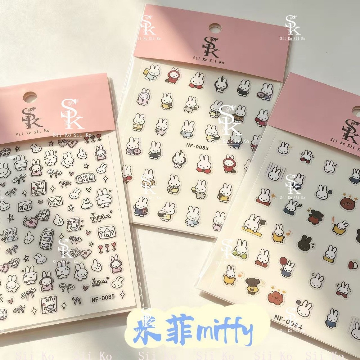 ミッフィーうさぎネイルステッカー かわいい漫画 4枚入り エ - Tablet Cute Accessories のレビューと価格