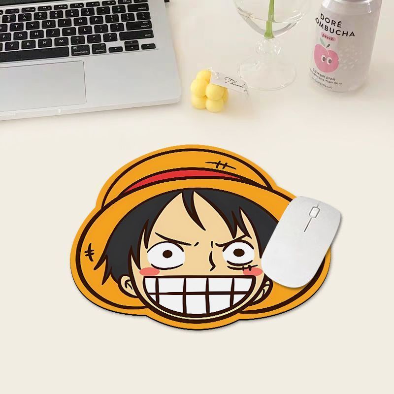 ワンピース ルフィ マウスパッド、小型コンピューターデスクマ - Tablet Cute Accessories のレビューと価格